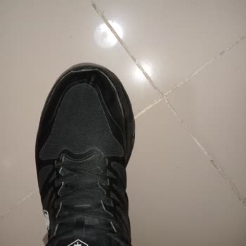 Lumberjack Spor Ayakkabısında Kısa Sürede Ön Uçunda Ezilme Ve Değişim Talebi