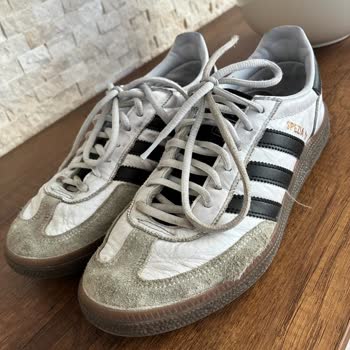 Ayakkabının Yanı Açıldı, Değişim Talep Ediyorum