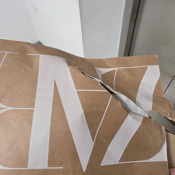 Cargox'tan Danışmadan Teslim Edilen Yırtık Ve Açık Paket