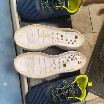 Skechers Ayakkabısının Tabanı Bir Günde Çıktı, Değişim Talebi