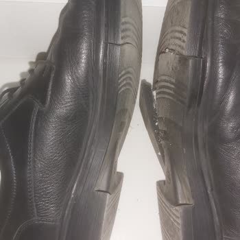 Polaris Ayakkabısının Tabanı Yolda Yarıldı: Güvenlik Ve Kalite Sorunu