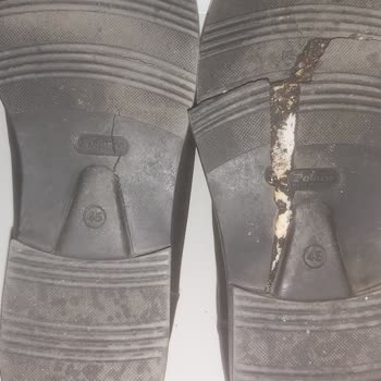 Polaris Ayakkabısının Tabanı Yolda Yarıldı: Güvenlik Ve Kalite Sorunu