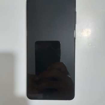 Pil Sorunu Ve Cevapsız Müşteri Hizmetleri Nedeniyle Telefon İadesi Talebi