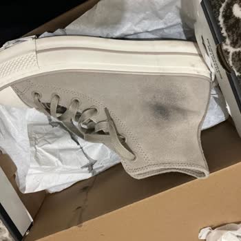 Şeffaf Olduğu Söylenen Süet Boyası Ayakkabımı Mahvetti