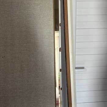 Horoz Lojistik'ten Gelen Mobilyalar Tamamen Hasarlı Ve İade İçin Cevap Yok