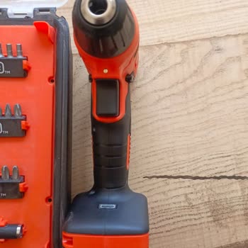 Bozuk Şarjlı Tornavida Seti İçin Servis İlgisizliği Ve Değişim Talebi