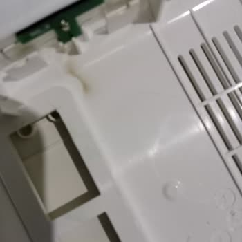 Modemde Aşırı Isınma Ve Yangın Riski, Ücretsiz Değişim Talebi