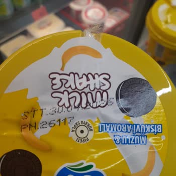 BİM Markette Çocuk İçin Alınan Sütlü İçecekte Küf Ve Sağlık Riski