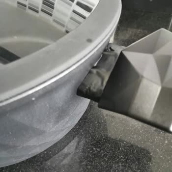 Karaca Bio Diamond Tencere Seti Boya Çözülmesi Ve Çizikler, Hemen Değişim İstiyorum