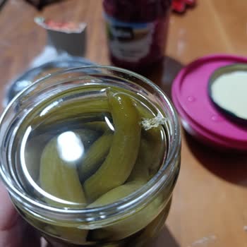 Tukaş Gurme Çubuk Salatalık Turşusunda Yabancı Madde Ve Cevapsız Şikayet