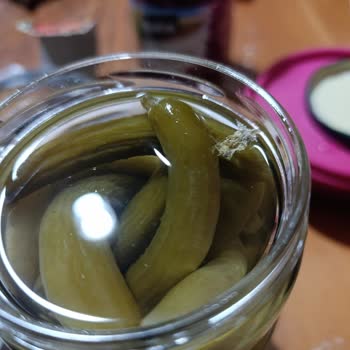 Tukaş Gurme Çubuk Salatalık Turşusunda Yabancı Madde Ve Cevapsız Şikayet