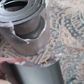 Heifer Şarjlı Dik Süpürge Başlığı Sallanıyor Ve Kırıldı, Garanti Servisi Yardımsız