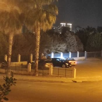 Mezitli Kampüs Otoparkında Alkol İçen Yabancıların Güvenlik Sorunu Ve Yönetimin Sessizliği