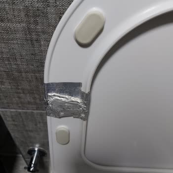 Seramiksan Luna Klozet Kapakları Sürekli Kırılıyor Ve Yedek Parça Bulunamıyor