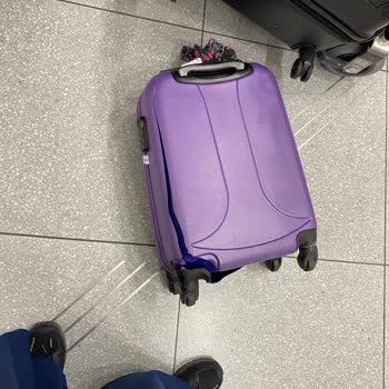 Çatlamış Valiz İçin 1500 TL Tazminat Talebi