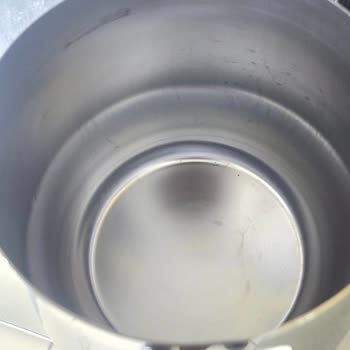 Kusurlu Çelik Çaydanlık Ve Cevapsız Müşteri Hizmetleri