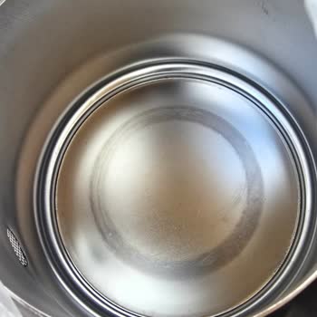 Kusurlu Çelik Çaydanlık Ve Cevapsız Müşteri Hizmetleri