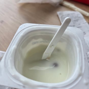 Bozuk Danone Mix Çikolata Toplu Yoğurt Ürün Şikayeti