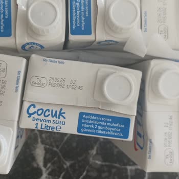 İçim Devam Sütünde Pütürlü Doku Ve Müşteri Hizmetlerinden Cevap Bekleniyor