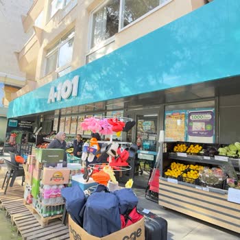 Kadıköy A101 Şubesi Açılış Saatinde Çalışan Yokluğu Nedeniyle Kapalı