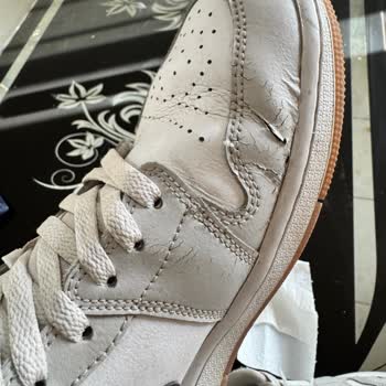 Nike Air Jordan Ayakkabısında Garanti Kapsamına Rağmen Erken Deri Kabarması