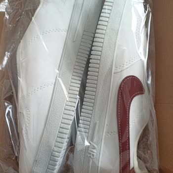 Yanlış Ve Kalitesiz Ayakkabı Gönderimi, İletişim Bilgisi Bulunmuyor