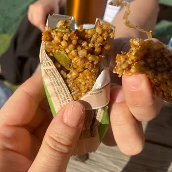 Granola Barın İçinden Naylon Benzeri Cisim Çıktı Gıda Güvenliği Endişesi