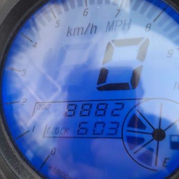 Sürekli Arızalı Motosiklet, Yetkili Servisin Çözüm Sağlamaması Ve Yüksek Nakliye Masrafları