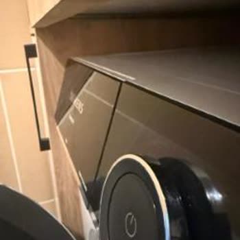 Siemens IQ700 Çamaşır Makinesinde Deterjan Çekmece Eğriliği Ve Kapak Asimetrisi Görmezden Gelindi