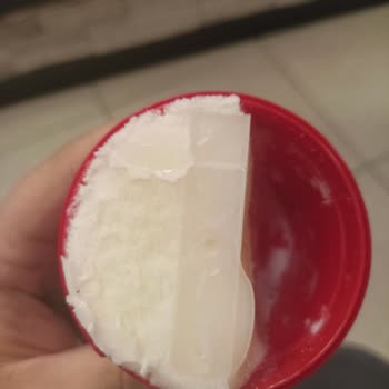 Yarım Eksik Ve Donmuş Görünümdeki Dondurma İçin Tam Ücret İadesi Talebi