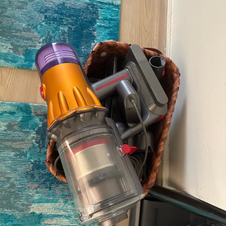 Dyson V12 Batarya Arızası Ve Parça Stok Eksikliği