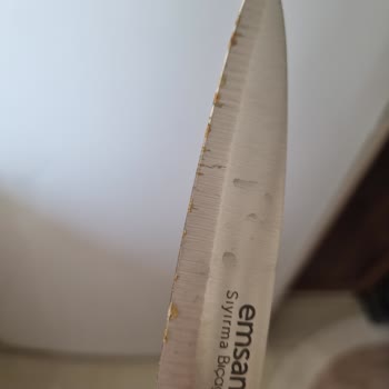 Yeni Bıçak Seti Paslandı, Müşteri Hizmetinden Yanıt Alınamadı