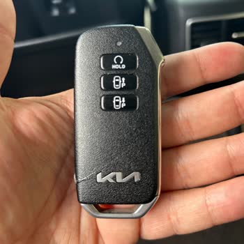 Anahtarım Yapıştırıcıyla Kaplandı, Servis Yanıt Vermiyor