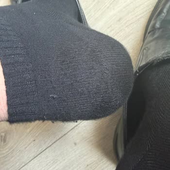 Satın Alınan Çoraplarda İlk Kullanımda Şiddetli Tüylenme Ve Kalite Sorunu