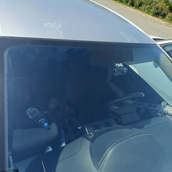 Cam Değişimi Sonrası Tavan Boyası Hasarı Yetkili Servis Tarafından Kabul Edilmedi