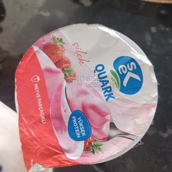 Son Kullanma Tarihi Geçmemiş Yoğurtta Küf Ve Koku: Güvenim Sarsıldı