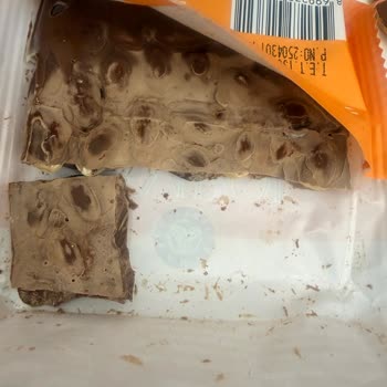 Bozulmuş Çikolata Ve İndirim Hatası Nedeniyle Tazmin Talebi