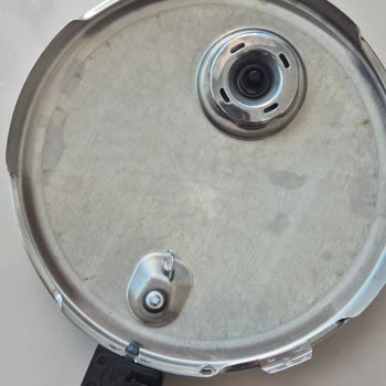 Fissler Düdüklü Tencere Kapağındaki Paslanma Üzüntüsü