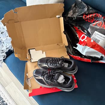 Boyner’in Tekrarlayan Yırtık Kutu Ve Gecikmeli Teslimat Sorunu