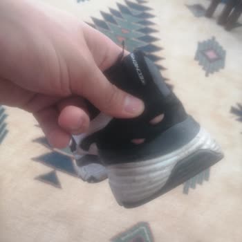 Skechers Ayakkabısının İç Astarı Hızla Yırtıldı Ve Kullanıcı Hatası İddiaları Haksız İade İstiyorum