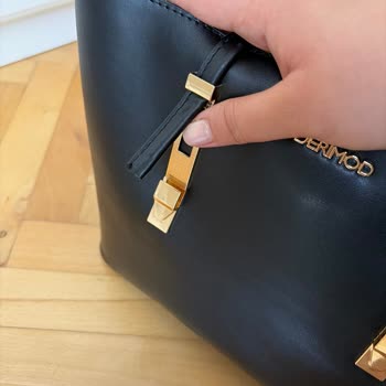 İlk Kullanımda Sapı Kırılan Kol Çantası İçin Ücretsiz Tamir Ve İnceleme Talebi