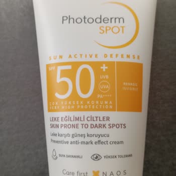 Bioderma Güneş Kremi Yağlı Ve Yapışkan, Yüzü Nefessiz Bırakıyor