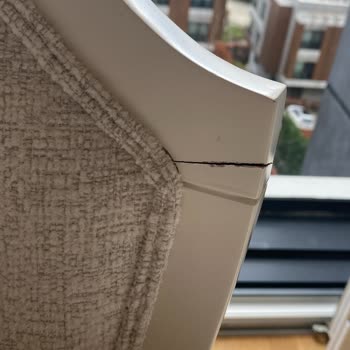 48 Bin TL Değerindeki Mobilya Kırık Geldi, Değişim Ve Geri Dönüş Talep Ediyorum