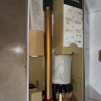 Yetkili Servis, Kanıtları Göz Ardı Ederek Hasarlı Dyson V16'ı Geri Gönderdi