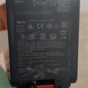 Yetkili Servis, Kanıtları Göz Ardı Ederek Hasarlı Dyson V16'ı Geri Gönderdi