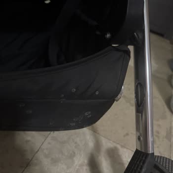 Kraft Kenya Bebek Arabası Alt Paneli Kırıldı, Şirket Kullanıcı Hatası İddiasıyla Ücret İstiyor