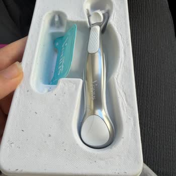 Gratis Şubesinden Aldığım Venus Ürünün İçinde Kıl Çıkması