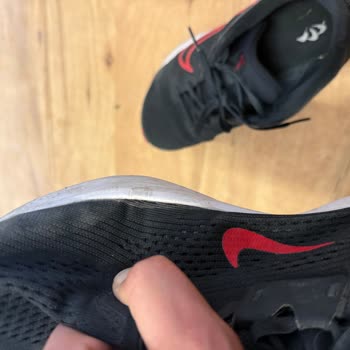 FLO Online Mağazasında Satın Alınan Nike Ayakkabının Ayıplı Olması Ve Garanti Redleri