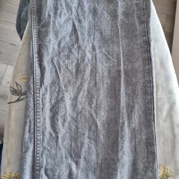 Denim Pantolonun Renk Atması Ve Zara Mağazasının İlgisiz Yaklaşımı