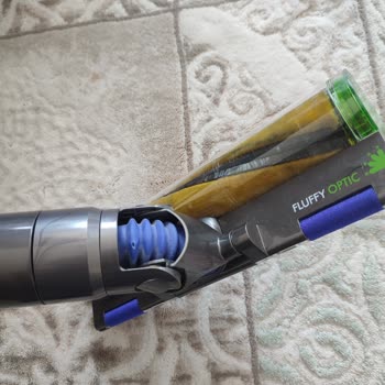 Dyson V15 Detect Süpürgemde Sürekli Parça Kırılmaları Ve Ücretsiz Değişim Talebi